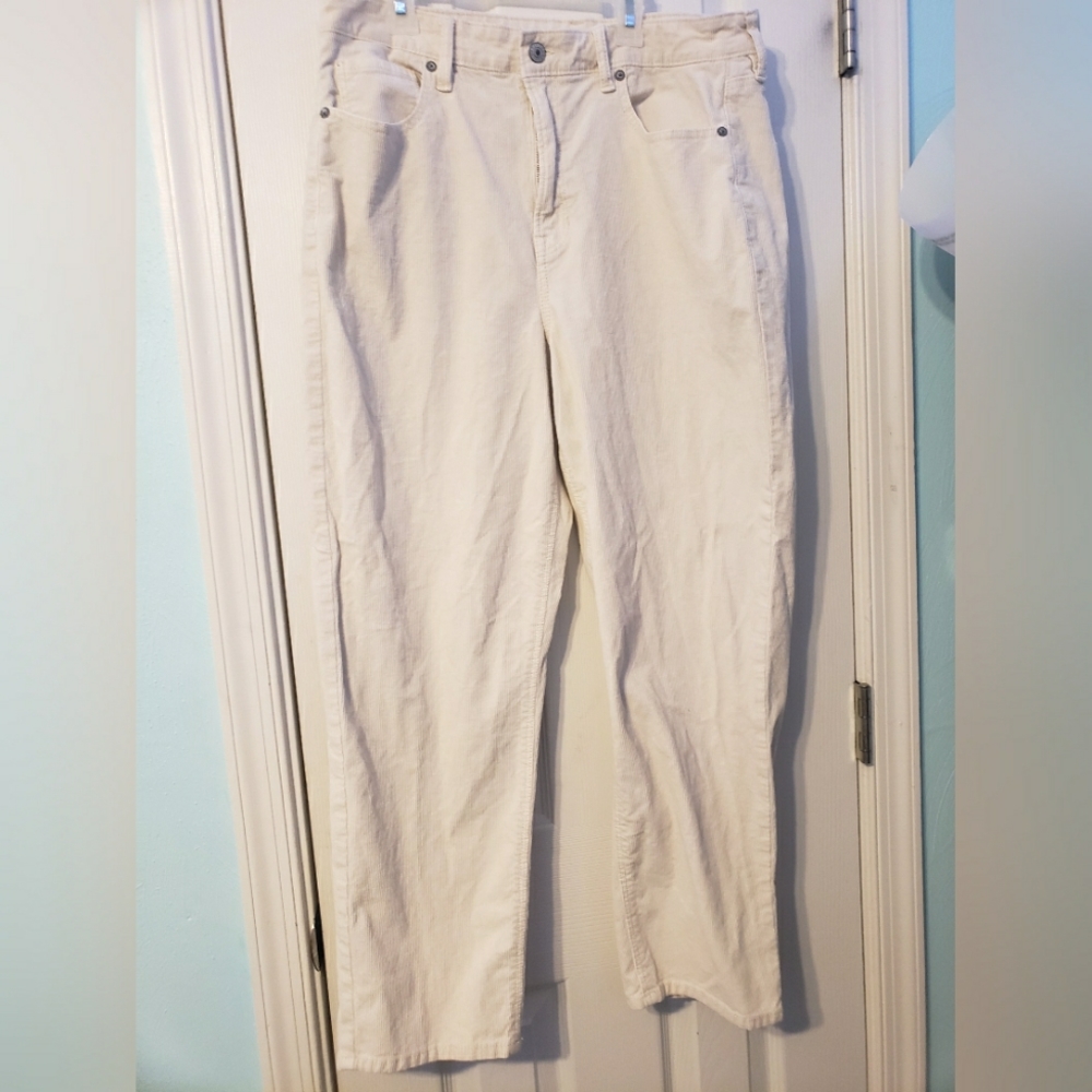 American Eagle white corduroy pants